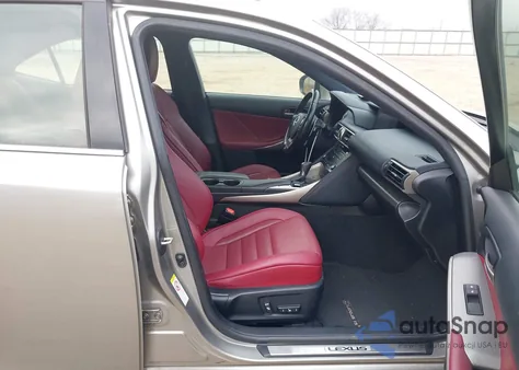 2017 Lexus Is 300 z USA, uszkodzony, nr VIN JTHCM1D22H5025031